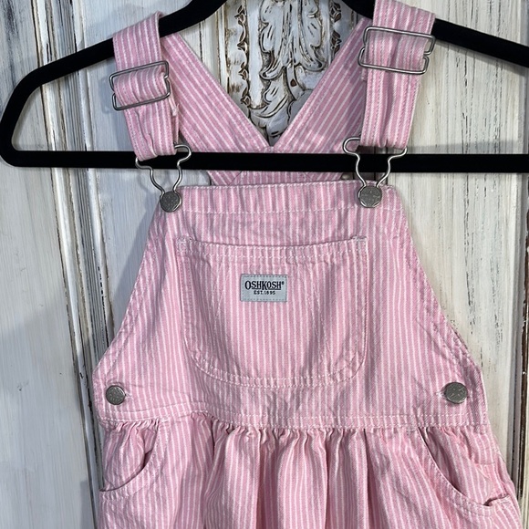 OshKosh B'gosh Pink Overalls for Casual Comfort - Picture 2 of 9